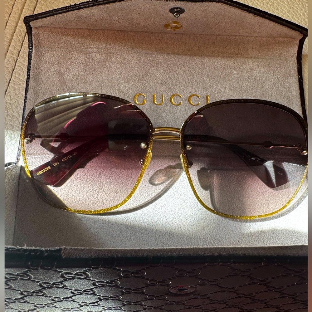 Gucci original sunglasses